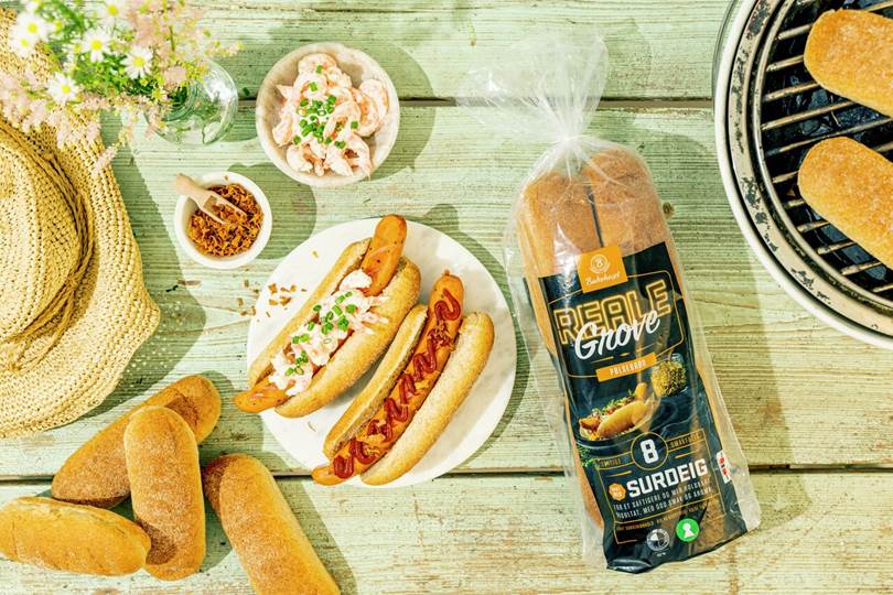 Bratwürst i grove pølsebrød.jpg