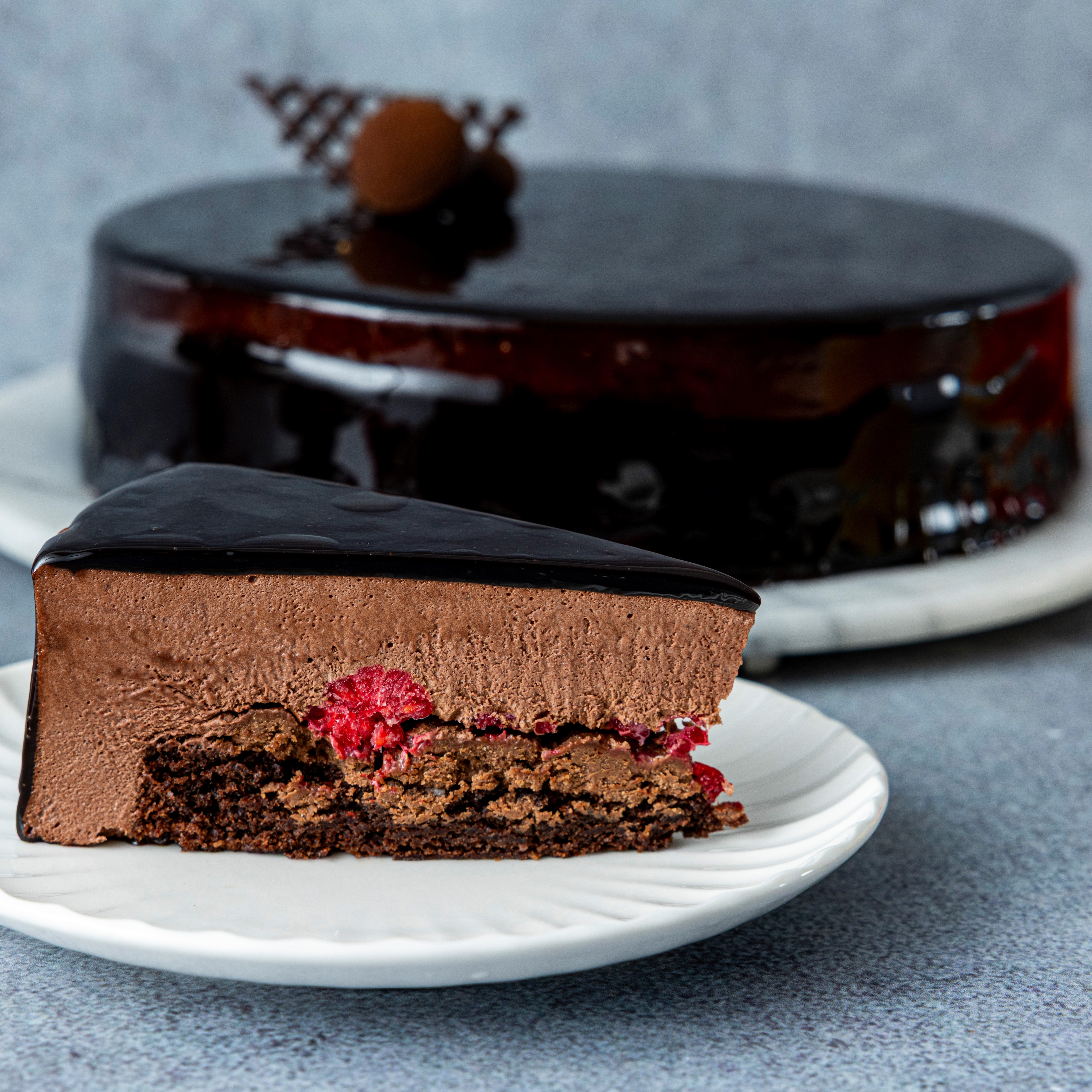 Nyhet! Glasert sjokolademoussekake 12bit