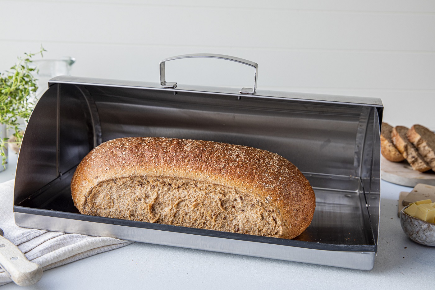 Ferskt br&oslash;d ja takk2 Kompr.jpg